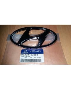 Genuine Hyundai i20 Front Bumper Grill H Badge 863001J500 Default